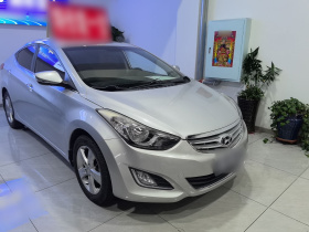 现代 朗动 2012款 1.6L 手动领先型