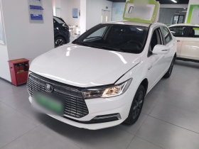 比亚迪 秦新能源 2021款 出行版