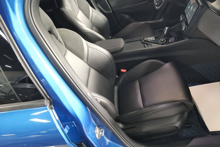 领克03 2021款 2.0TD 自动劲Plus中控内饰41