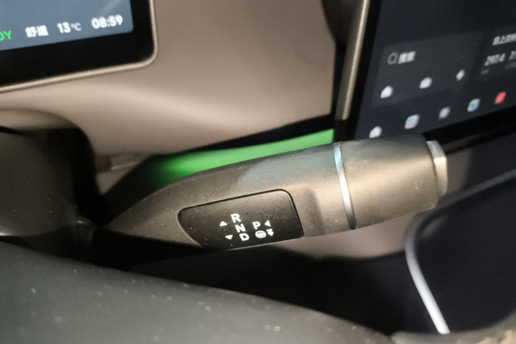 零跑汽车 零跑C16 2026款 增程 280激光雷达智尊版 5座局部细节18