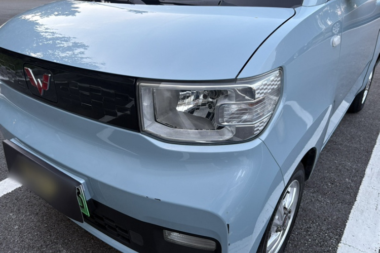 五菱汽车 宏光MINIEV 2021款 马卡龙臻享款 磷酸铁锂车身外观6005