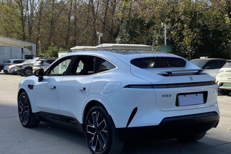 阿维塔11 2022款 长续航双电机奢享版 5座车身外观6003