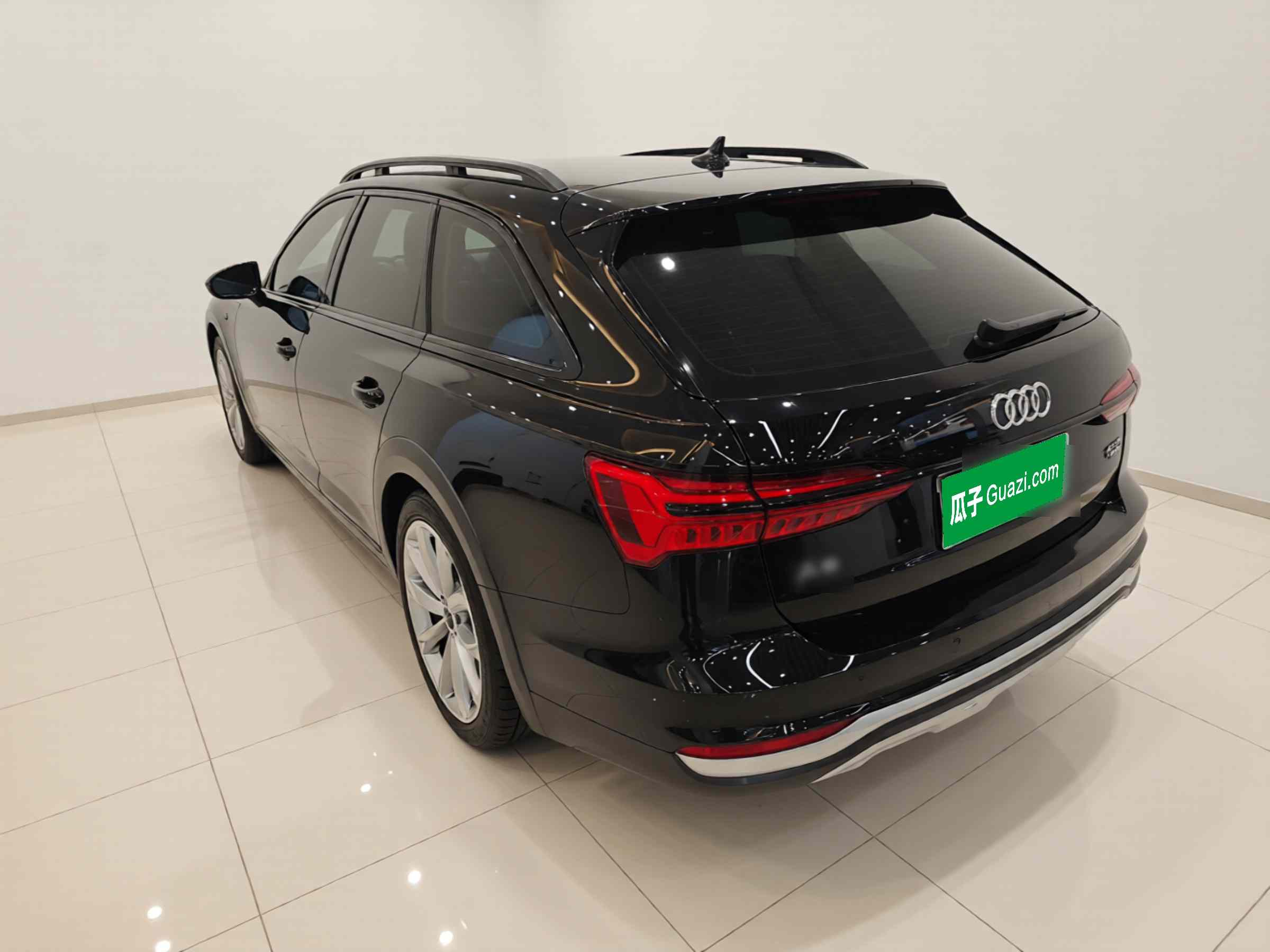 奥迪A6(进口) 2024款 allroad quattro 55 TFSI 尊享越野型(3)