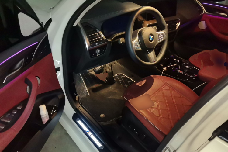 宝马X3 2023款 改款 xDrive30i 领先型 M曜夜套装中控内饰20