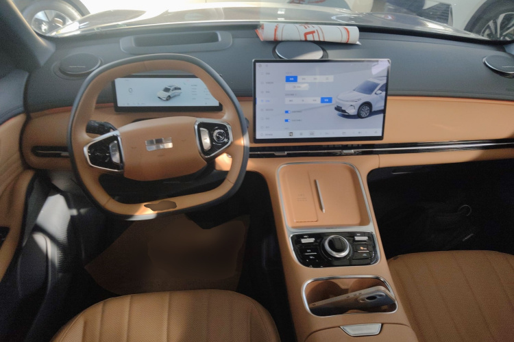 吉利银河 银河星舰7 EM-i 2025款 120km 领航版中控内饰7002