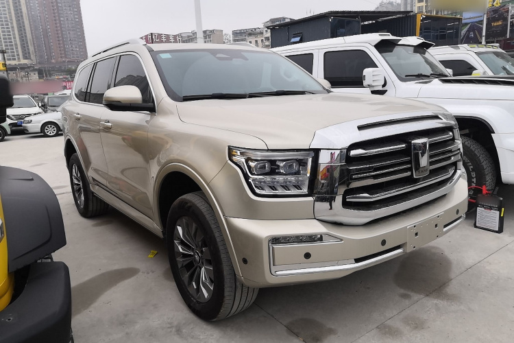 坦克500 2022款 3.0T 运动版 造境型 5座车身外观3