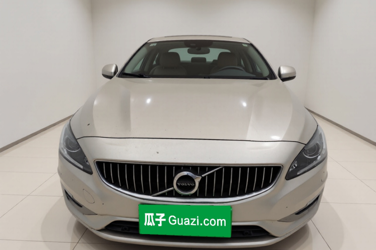 沃尔沃S60 2019款 S60L 改款 T5 智进进阶版车身外观2