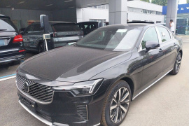 沃尔沃S90 2026款 B5 智逸豪华版