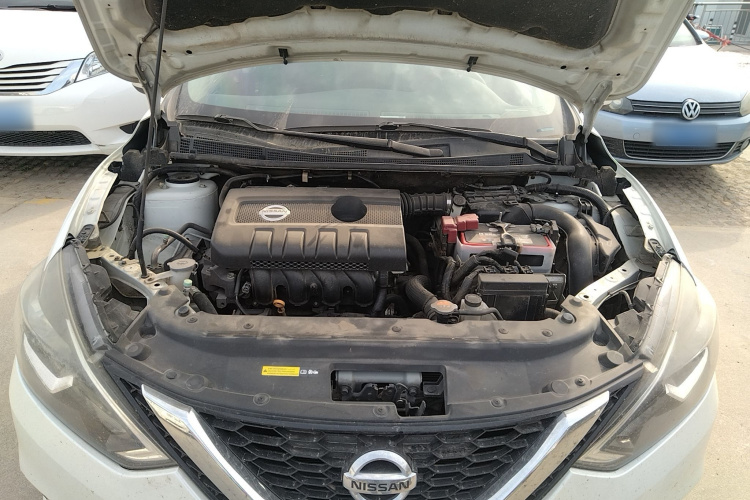 日产 轩逸 2016款 1.6XL CVT豪华版机舱底盘24