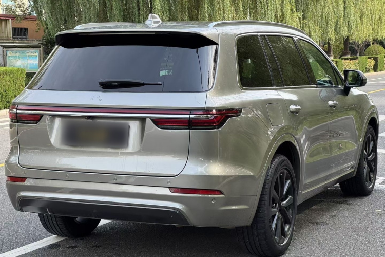 理想汽车 理想ONE 2020款 增程6座版车身外观6004