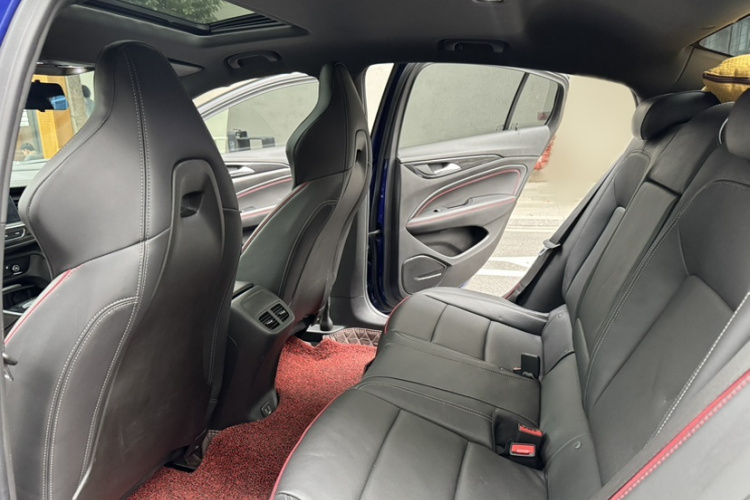 别克 君威 2020款 GS 28T 精英型中控内饰7004