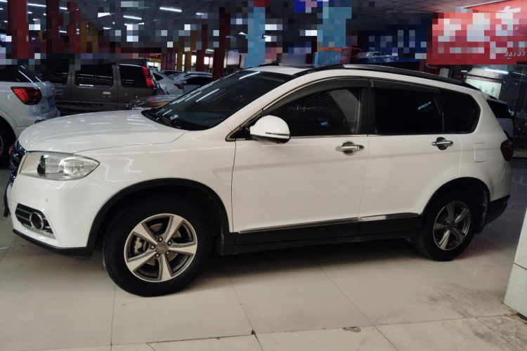 哈弗H6 2014款 运动版 1.5T 手动两驱精英型车身外观4