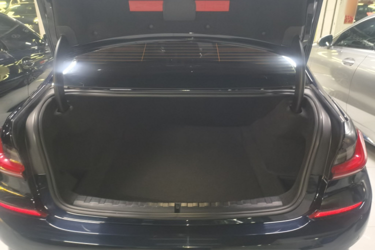 宝马3系 2021款 改款二 325Li xDrive M运动套装局部细节23