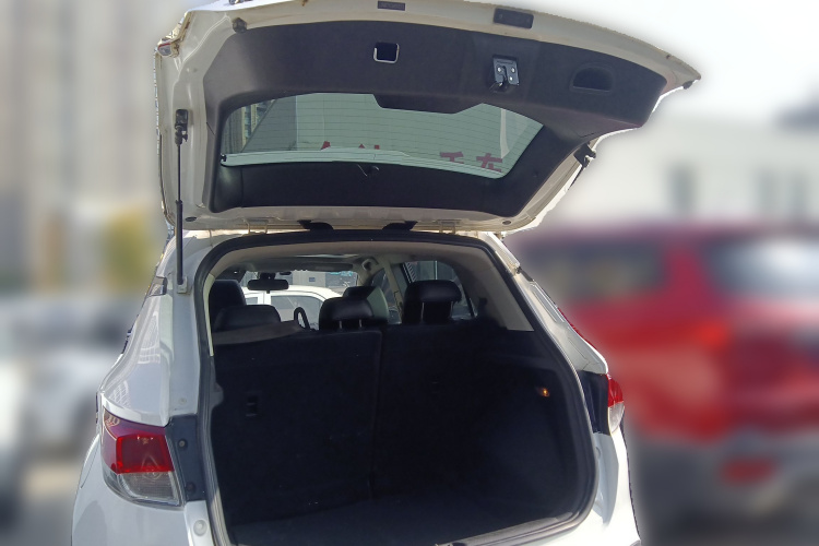 东南DX3 2018款 1.5T CVT尊贵型中控内饰23