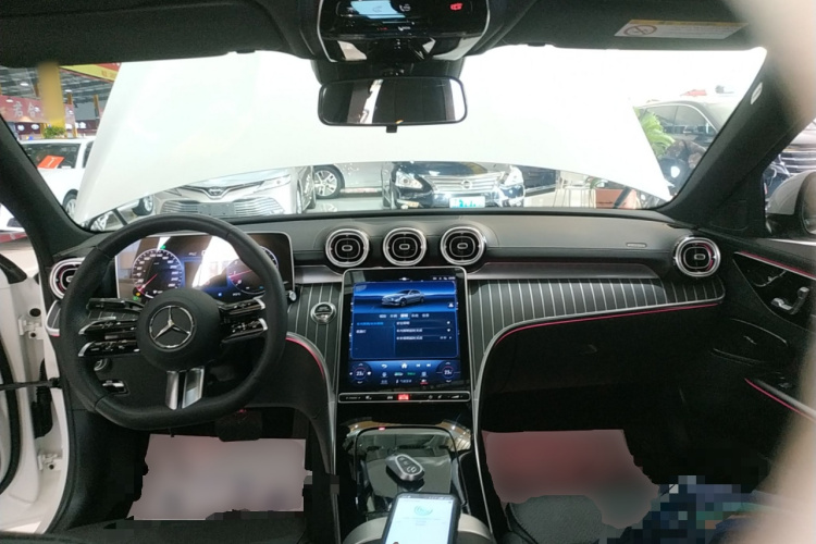 奔驰C级 2023款 C 260 L 运动版中控内饰12