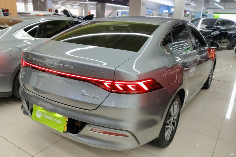 比亚迪 秦PLUS 2024款 荣耀版 EV 510KM领先型车身外观6005