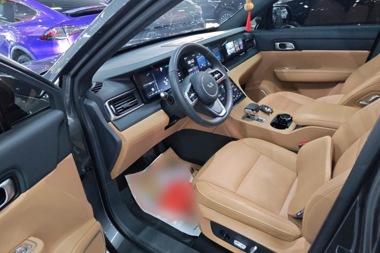 理想汽车 理想ONE 2021款 增程6座版中控内饰7003