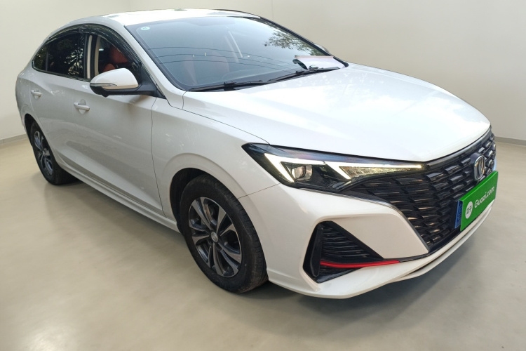 长安 逸动 2023款 畅享版 PLUS 蓝鲸NE 1.4T GDI DCT尊贵版车身外观3