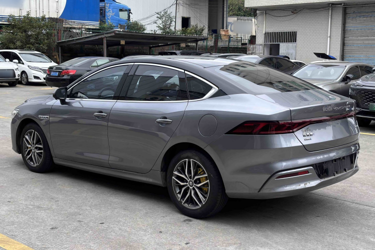 比亚迪 秦PLUS 2021款 DM-i 55KM 旗舰型车身外观6006