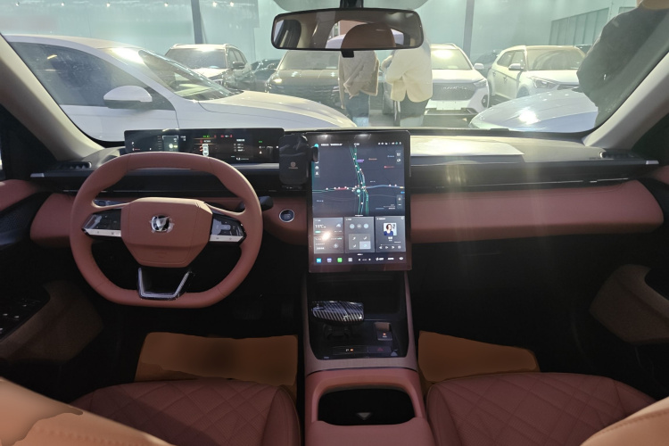 长安 逸动 2024款 1.5T GDI自动 旗舰型中控内饰12