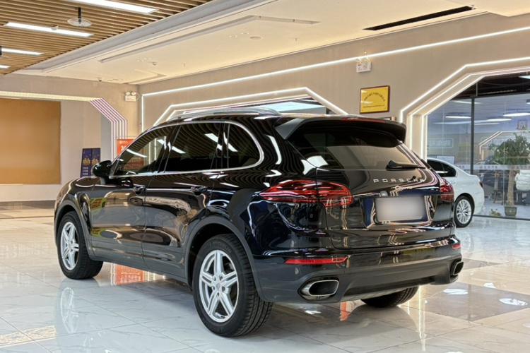 保时捷 2016款 Cayenne 3.0T车身外观6002
