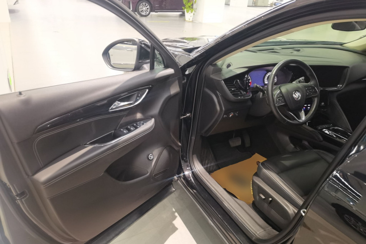 别克 2022款 改款 昂科威S 652T 两驱豪华型中控内饰20