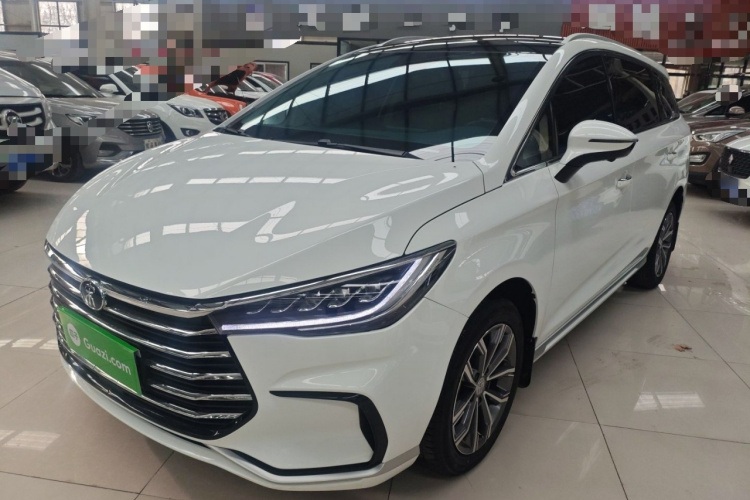 比亚迪 宋MAX 2021款 升级版 1.5T 自动尊贵型 6座车身外观1