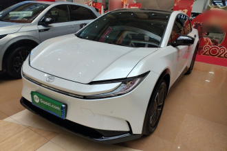 丰田bZ5 2025款 550 JOY