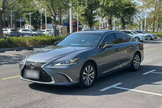 雷克萨斯ES 2020款 200 卓越版