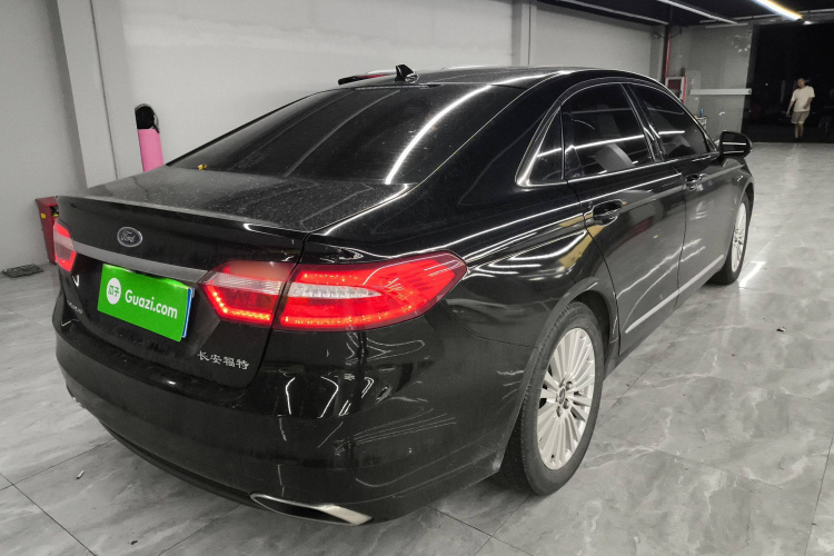 福特 金牛座 2018款 EcoBoost 245 Cognac特别版 国V车身外观7