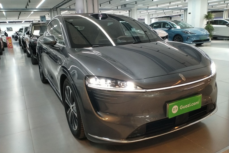 鸿蒙智行 智界R7 2025款 增程 251km Max车身外观6002