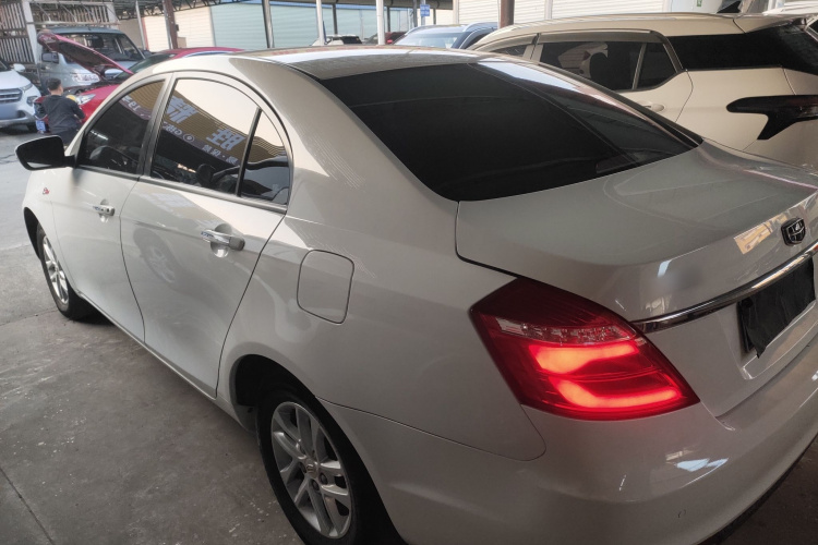 吉利汽车 帝豪 2017款 三厢百万款 1.5L 手动豪华型车身外观6003