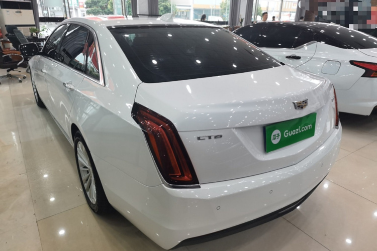 凯迪拉克CT6 2017款 28T 豪华型车身外观6011