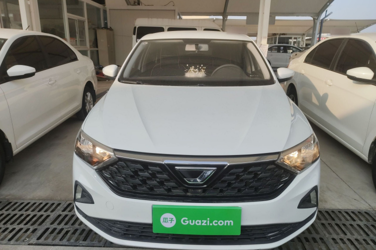 捷达VA3 2021款 1.5L 手动进取版车身外观2