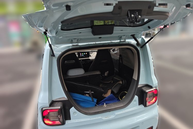 吉利银河 2023款 熊猫mini 200km 耐力熊局部细节23