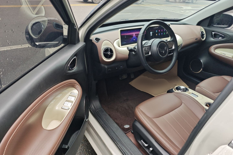 五菱汽车 五菱缤果 2023款 410km 灵犀尊享款中控内饰7003