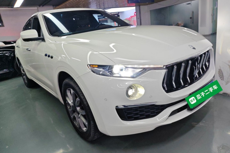 玛莎拉蒂 Levante 2022款 2.0T GT锋芒版车身外观3