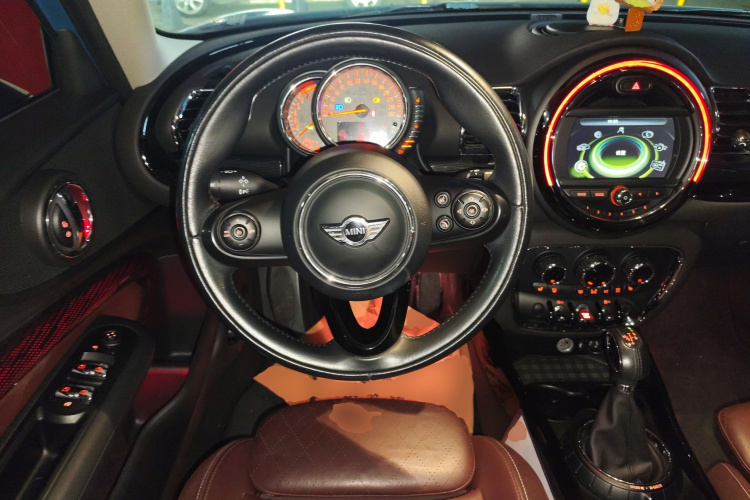 MINI Clubman 2016款 1.5T COOPER 鉴赏家版中控内饰13