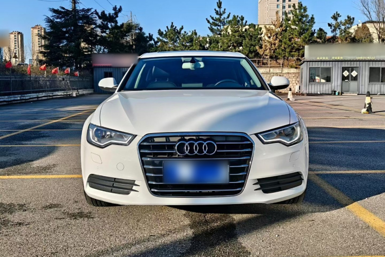 奥迪A6L 2014款 TFSI 舒适型车身外观2