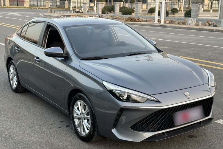 荣威i5 2023款 1.5L 手动舒享版车身外观6004