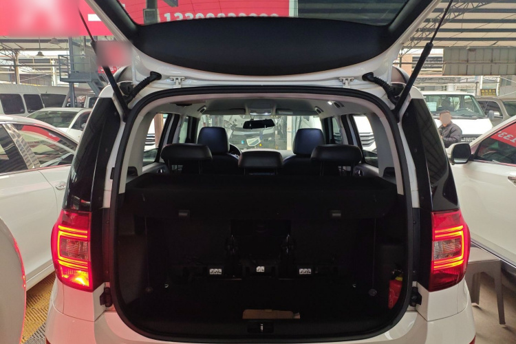 斯柯达 Yeti 2014款 1.4TSI DSG极地版机舱底盘23