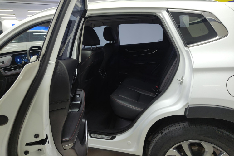 星途追风 2024款 1.5T CVT好事花生版中控内饰21