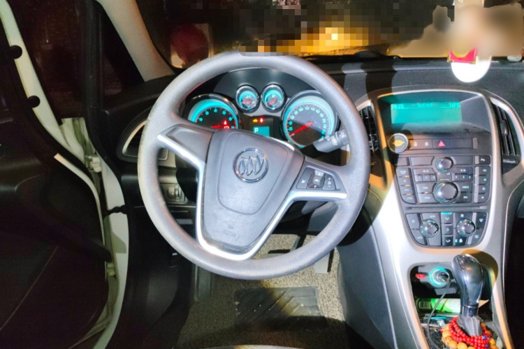 别克 英朗 2014款 XT 1.6L 自动时尚版局部细节13