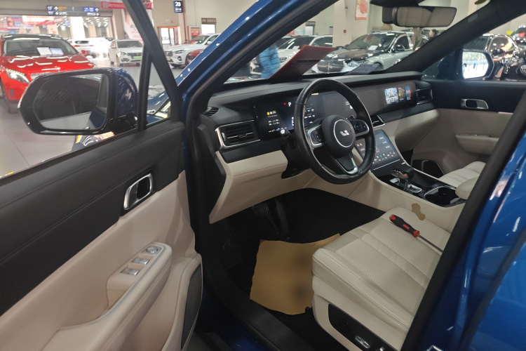 理想汽车 理想ONE 2020款 增程6座版中控内饰20