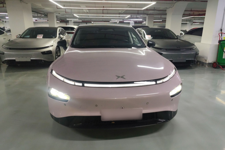 小鹏P7 2020款 670E车身外观6001