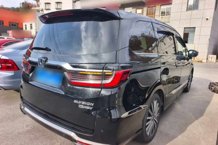 本田 艾力绅 2022款 2.0L e:HEV 豪华版车身外观6005