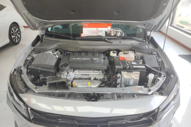 雪佛兰 科鲁泽 2024款 1.5L 双离合悦享版机舱底盘24