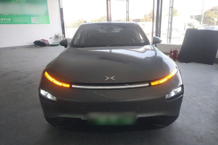 小鹏P7 2020款 670N车身外观6001