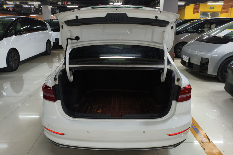 大众 朗逸 2018款 280TSI DSG舒适版 国V机舱底盘23