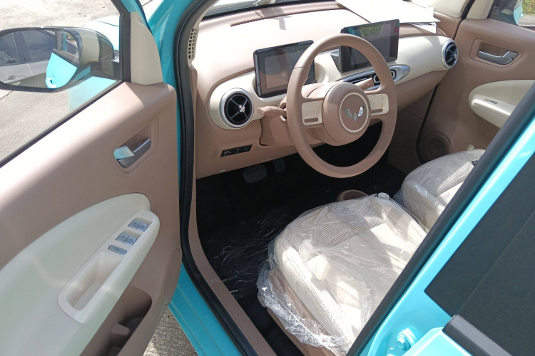 五菱汽车 宏光MINIEV 2025款 四门版 臻享款中控内饰20